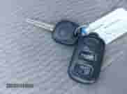 2005 Toyota Corolla CE z VIN JTDBR32E052057982, wystawiony jako IAAI lot #43446204 z przebiegiem 188 798 mil mil oraz . Historia ofert i sprzedaży dostępna na DreamBid. Obrazek 11.