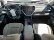 2024 Subaru Ascent Premium с VIN 4S4WMAEDXR3414295, выставлен на аукционе Copart как лот 54226495 с пробегом 21 437 миль миль и Списание • Salvage title. История ставок и продаж доступна на DreamBid. Изображение 8.