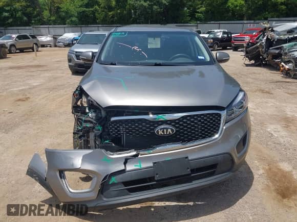 2018 Kia Sorento L с VIN 5XYPG4A34JG431687, выставлен на аукционе IAAI как лот 42753722 с пробегом 81 100 миль миль и . История ставок и продаж доступна на DreamBid. Изображение 6.