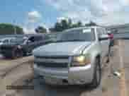 2011 Chevrolet Tahoe LT с VIN 1GNSCBE04BR217724, выставлен на аукционе IAAI как лот 43011071 с пробегом 183 846 миль миль и . История ставок и продаж доступна на DreamBid. Изображение 17.