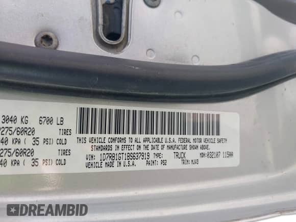 2011 Ram 1500 Big Horn z VIN 1D7RB1GT1BS637919, wystawiony jako IAAI lot #43210413 z przebiegiem 258 303 mil mil oraz . Historia ofert i sprzedaży dostępna na DreamBid. Obrazek 9.