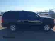 2009 Chevrolet Tahoe 2LT with VIN 1GNFK23079R260424, listed as a IAAI auction lot 43026277 with 253,109 mi miles and . Bid and sale history available at DreamBid. Image 13.