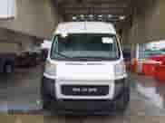 2019 Ram ProMaster Cargo z VIN 3C6TRVDG2KE515235, wystawiony jako IAAI lot #42744738 z przebiegiem 88 721 mil mil oraz . Historia ofert i sprzedaży dostępna na DreamBid. Obrazek 13.