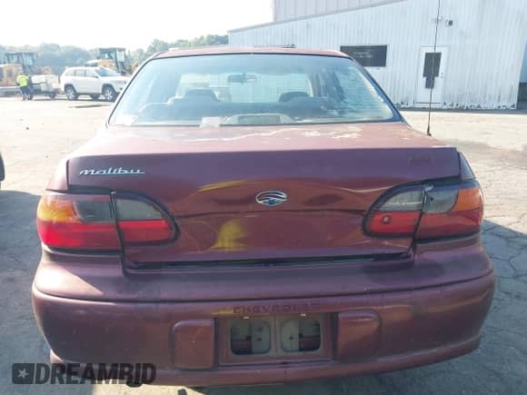 1998 Chevrolet Malibu с VIN 1G1ND52M3W6221579, выставлен на аукционе IAAI как лот 43147596 с пробегом 174 798 миль миль и . История ставок и продаж доступна на DreamBid. Изображение 6.