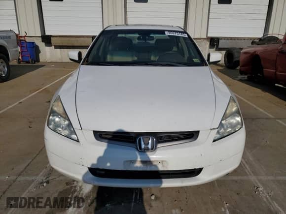 2003 Honda Accord EX z VIN 1HGCM66533A019925, wystawiony jako Copart lot #90675185 z przebiegiem 108 241 mil mil oraz Szkoda całkowita • Salvage title. Historia ofert i sprzedaży dostępna na DreamBid. Obrazek 5.