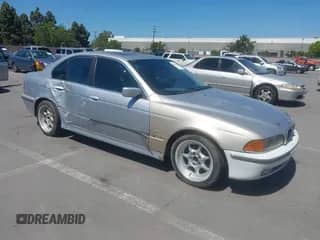 1997 BMW 5 Series 540i с VIN WBADE5326VBV91232, выставлен на аукционе IAAI как лот 42235018 с пробегом 148 305 миль миль и . История ставок и продаж доступна на DreamBid. Изображение 1.