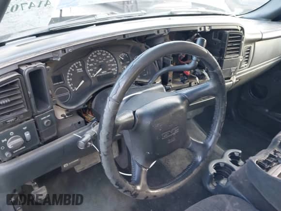 2002 GMC Sierra 1500 SLE с VIN 2GTEC19T521149253, выставлен на аукционе IAAI как лот 41470305 с пробегом 251 575 миль миль и . История ставок и продаж доступна на DreamBid. Изображение 6.