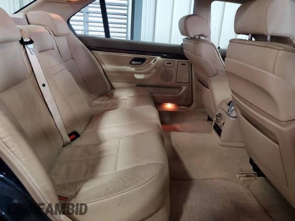2001 BMW 7 Series 740iL with VIN WBAGH834X1DP22703, listed as a Copart auction lot 70205585 with 121,569 mi miles and Salvage title. Bid and sale history available at DreamBid. Image 10.