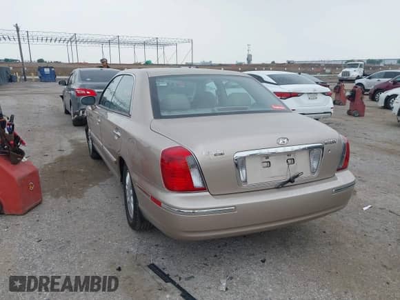 2005 Hyundai XG с VIN KMHFU45E95A427149, выставлен на аукционе IAAI как лот 42302960 с пробегом 39 844 миль миль и . История ставок и продаж доступна на DreamBid. Изображение 3.