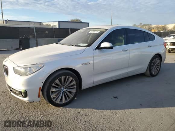 2015 BMW 5 Series 535i Gran Turismo z VIN WBA5M2C55FGH99156, wystawiony jako Copart lot #88298775 z przebiegiem 154 050 mil mil oraz Szkoda całkowita • Salvage title. Historia ofert i sprzedaży dostępna na DreamBid. Obrazek 1.