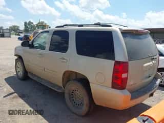 2008 Chevrolet Tahoe LTZ z VIN 1GNFK13078J164770, wystawiony jako IAAI lot #42701132 z przebiegiem 168 041 mil mil oraz . Historia ofert i sprzedaży dostępna na DreamBid. Obrazek 3.