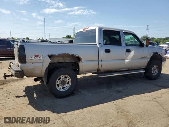 2007 Chevrolet Silverado 2500HD LT3 с VIN 1GCHK23D47F147517, выставлен на аукционе Copart как лот 62060985 с пробегом Не указан миль и Списание • Salvage title. История ставок и продаж доступна на DreamBid. Изображение 3.