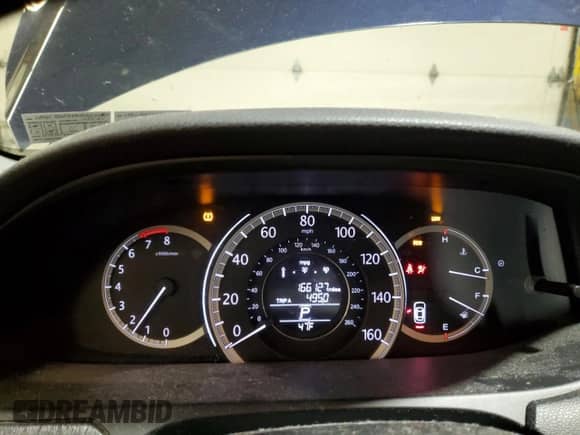 2013 Honda Accord EX-L с VIN 1HGCR2F8XDA268485, выставлен на аукционе Copart как лот 82707435 с пробегом 166 127 миль миль и Списание • Salvage title. История ставок и продаж доступна на DreamBid. Изображение 9.