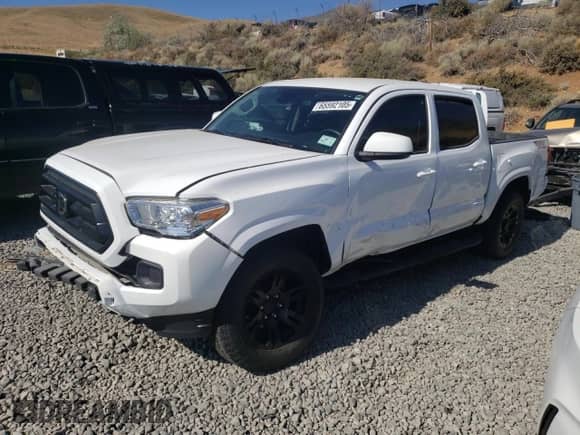 2021 Toyota Tacoma SR z VIN 5TFCZ5AN7MX267045, wystawiony jako Copart lot #65592105 z przebiegiem 40 992 mil mil oraz Szkoda całkowita • Salvage title. Historia ofert i sprzedaży dostępna na DreamBid. Obrazek 1.