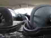 1998 Saturn SC z VIN 1G8ZG1273WZ285665, wystawiony jako IAAI lot #41633922 z przebiegiem Nie podano mil oraz . Historia ofert i sprzedaży dostępna na DreamBid. Obrazek 17.