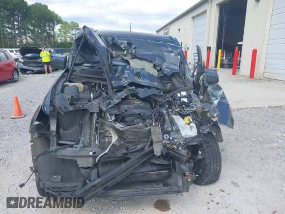 2016 Chevrolet Colorado 2WD WT z VIN 1GCHSBEA4G1117658, wystawiony jako IAAI lot #43334004 z przebiegiem Nie podano mil oraz . Historia ofert i sprzedaży dostępna na DreamBid. Obrazek 11.