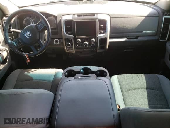 2016 Ram 1500 Lone Star z VIN 1C6RR7LM4GS337569, wystawiony jako Copart lot #68972855 z przebiegiem 144 079 mil mil oraz Czysty tytuł • Clean title. Historia ofert i sprzedaży dostępna na DreamBid. Obrazek 8.