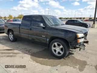 2003 Chevrolet Silverado SS z VIN 2GCEK19N931405237, wystawiony jako Copart lot #78083284 z przebiegiem 202 976 mil mil oraz Szkoda całkowita • Salvage title. Historia ofert i sprzedaży dostępna na DreamBid. Obrazek 4.