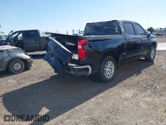 2019 Chevrolet Silverado 1500 LT z VIN 1GCPWCED0KZ126075, wystawiony jako IAAI lot #43430634 z przebiegiem 116 550 mil mil oraz . Historia ofert i sprzedaży dostępna na DreamBid. Obrazek 4.