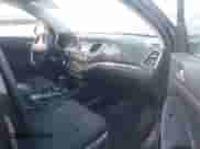 2018 Hyundai Tucson SE with VIN KM8J23A40JU783313, listed as a IAAI auction lot 43278984 with 73,308 mi miles and . Bid and sale history available at DreamBid. Image 5.
