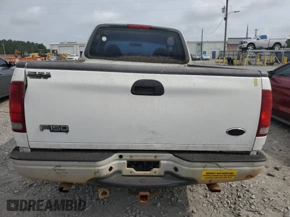 2000 Ford F-150 XL z VIN 1FTRX17W2YNA35334, wystawiony jako Copart lot #55320925 z przebiegiem Nie podano mil oraz Czysty tytuł • Clean title. Historia ofert i sprzedaży dostępna na DreamBid. Obrazek 6.