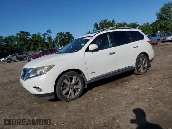 2014 Nissan Pathfinder Platinum Hybrid with VIN 5N1CR2MM6EC653459, listed as a Copart auction lot 61340545 with 148,062 mi miles and Salvage title. Bid and sale history available at DreamBid. Image 1.