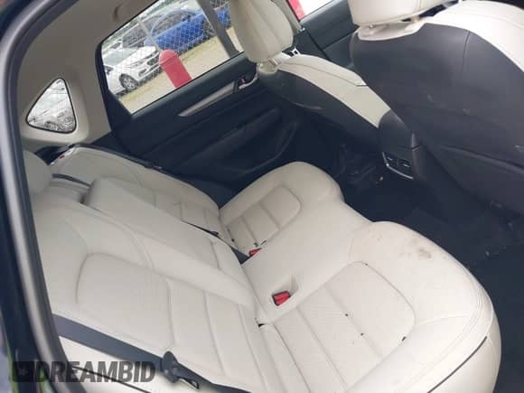 2024 Mazda CX-5 S Preferred z VIN JM3KFBCL2R0446390, wystawiony jako IAAI lot #42624381 z przebiegiem 21 293 mil mil oraz . Historia ofert i sprzedaży dostępna na DreamBid. Obrazek 8.
