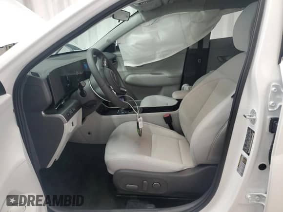 2025 Hyundai Kona SEL с VIN KM8HB3AB4SU235944, выставлен на аукционе Copart как лот 85308194 с пробегом 397 миль миль и Списание • Salvage title. История ставок и продаж доступна на DreamBid. Изображение 7.