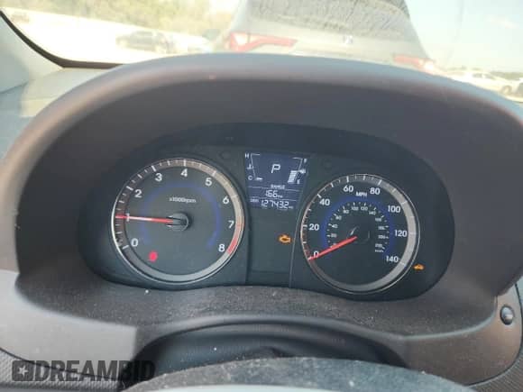 2014 Hyundai Accent GLS z VIN KMHCU4AE8EU624837, wystawiony jako Copart lot #85711535 z przebiegiem 127 432 mil mil oraz Szkoda całkowita • Salvage title. Historia ofert i sprzedaży dostępna na DreamBid. Obrazek 9.