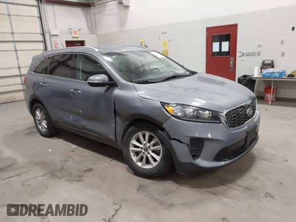 2020 Kia Sorento LX with VIN 5XYPGDA36LG703580, listed as a IAAI auction lot 41479085 with 55,371 mi miles and . Bid and sale history available at DreamBid. Image 1.