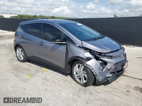 2023 Chevrolet Bolt EV 1LT z VIN 1G1FW6S0XP4177174, wystawiony jako Copart lot #71482075 z przebiegiem 19 313 mil mil oraz Nie do naprawy • Non repairable. Historia ofert i sprzedaży dostępna na DreamBid. Obrazek 4.