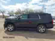 2016 Chevrolet Tahoe LS z VIN 1GNSKAKC9GR446581, wystawiony jako IAAI lot #41885288 z przebiegiem 60 978 mil mil oraz . Historia ofert i sprzedaży dostępna na DreamBid. Obrazek 14.