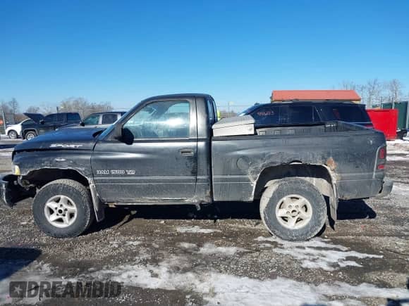 2001 Dodge 1500 with VIN 1B7HF16Y41S762385, listed as a IAAI auction lot 41428354 with 189,944 mi miles and . Bid and sale history available at DreamBid. Image 14.