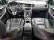 2015 Volvo S60 T6 R-Design Platinum с VIN YV1902TS1F2358022, выставлен на аукционе Copart как лот 84637315 с пробегом 163 076 миль миль и Списание • Salvage title. История ставок и продаж доступна на DreamBid. Изображение 8.