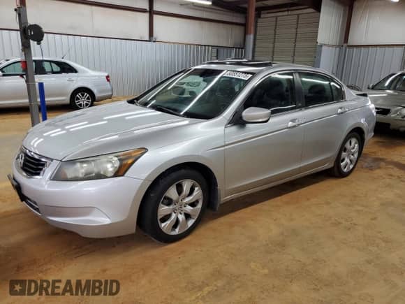 2009 Honda Accord EX-L z VIN 1HGCP26819A128063, wystawiony jako Copart lot #80551275 z przebiegiem Nie podano mil oraz Szkoda całkowita • Salvage title. Historia ofert i sprzedaży dostępna na DreamBid. Obrazek 1.