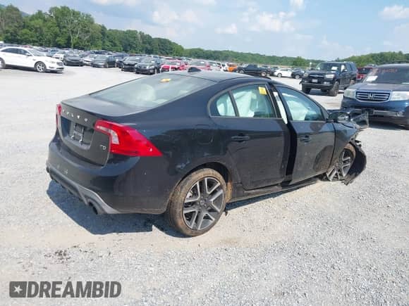 2017 Volvo S60 Dynamic с VIN YV126MFL0H2435319, выставлен на аукционе IAAI как лот 42604929 с пробегом 36 174 миль миль и . История ставок и продаж доступна на DreamBid. Изображение 4.