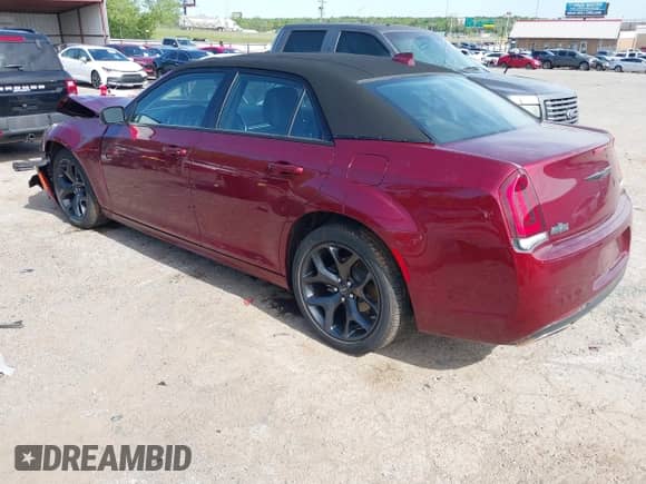 2023 Chrysler 300 Touring L с VIN 2C3CCADG3PH706973, выставлен на аукционе IAAI как лот 42095246 с пробегом 8 876 миль миль и . История ставок и продаж доступна на DreamBid. Изображение 3.