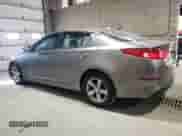 2015 Kia Optima LX с VIN 5XXGM4A79FG467530, выставлен на аукционе Copart как лот 89910375 с пробегом 136 754 миль миль и Списание • Salvage title. История ставок и продаж доступна на DreamBid. Изображение 2.