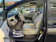 2012 Toyota Sienna XLE AAS with VIN 5TDYK3DC2CS267922, listed as a Copart auction lot 86590465 with 207,589 mi miles and Clean title. Bid and sale history available at DreamBid. Image 9.