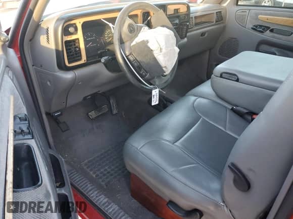 1995 Dodge 1500 с VIN 1B7HF16Z7SS248864, выставлен на аукционе Copart как лот 81834194 с пробегом 199 779 миль миль и Списание • Salvage title. История ставок и продаж доступна на DreamBid. Изображение 8.