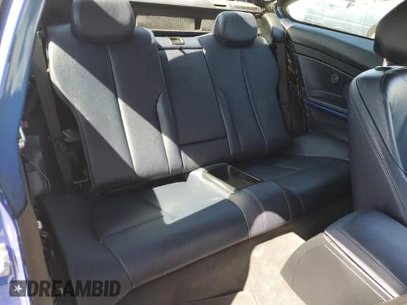 2018 BMW 4 Series 430i с VIN WBA4W3C59JAC97337, выставлен на аукционе Copart как лот 63785005 с пробегом 40 003 миль миль и Списание • Salvage title. История ставок и продаж доступна на DreamBid. Изображение 10.