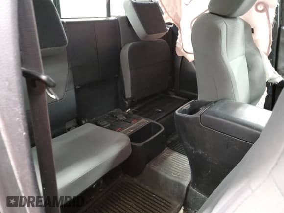 2018 Toyota Tacoma SR with VIN 5TFSX5EN4JX062063, listed as a Copart auction lot 47062045 with 96,087 mi miles and Salvage title. Bid and sale history available at DreamBid. Image 10.