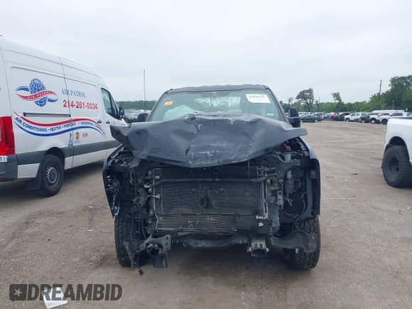 2023 Ford F-250 XL z VIN 1FT7W2BT8PEC49286, wystawiony jako IAAI lot #43098785 z przebiegiem Nie podano mil oraz . Historia ofert i sprzedaży dostępna na DreamBid. Obrazek 12.