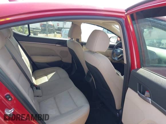 2017 Hyundai Elantra SE с VIN KMHD84LF4HU425447, выставлен на аукционе IAAI как лот 42575586 с пробегом 65 554 миль миль и . История ставок и продаж доступна на DreamBid. Изображение 8.