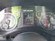 2021 Ram 1500 Big Horn z VIN 1C6RREFM2MN813439, wystawiony jako IAAI lot #43157753 z przebiegiem 52 195 mil mil oraz . Historia ofert i sprzedaży dostępna na DreamBid. Obrazek 7.