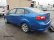 2011 Ford Fiesta SE z VIN 3FADP4BJ2BM118972, wystawiony jako Copart lot #85824375 z przebiegiem Nie podano mil oraz Szkoda całkowita • Salvage title. Historia ofert i sprzedaży dostępna na DreamBid. Obrazek 2.