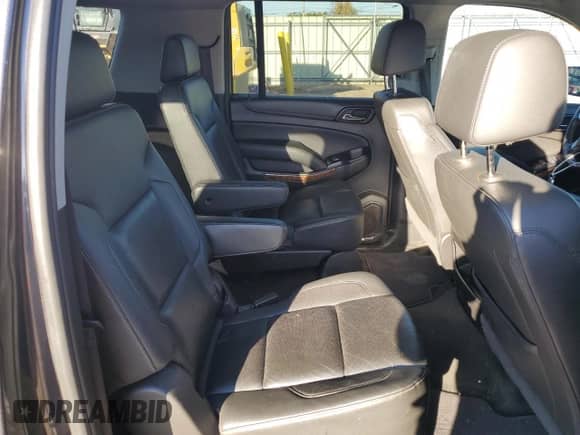 2018 Chevrolet Suburban Premier с VIN 1GNSKJKCXJR243819, выставлен на аукционе Copart как лот 85523015 с пробегом 126 867 миль миль и Чистый • Clean title. История ставок и продаж доступна на DreamBid. Изображение 11.