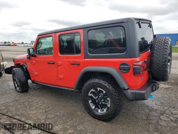 2025 Jeep Wrangler Rubicon with VIN 1C4RJXR60SW602854, listed as a Copart auction lot 69700925 with 5,996 mi miles and Clean title. Bid and sale history available at DreamBid. Image 2.