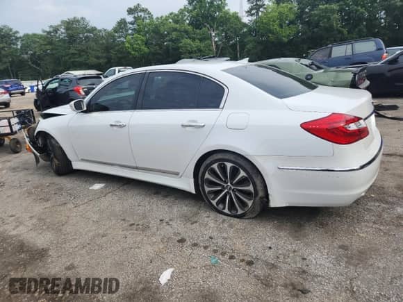 2013 Hyundai Genesis R-Spec z VIN KMHGC4DH4DU234116, wystawiony jako Copart lot #59515975 z przebiegiem 92 647 mil mil oraz Szkoda całkowita • Salvage title. Historia ofert i sprzedaży dostępna na DreamBid. Obrazek 2.