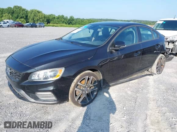 2017 Volvo S60 Dynamic с VIN YV126MFL4H2433816, выставлен на аукционе IAAI как лот 41924157 с пробегом 80 000 миль миль и . История ставок и продаж доступна на DreamBid. Изображение 2.